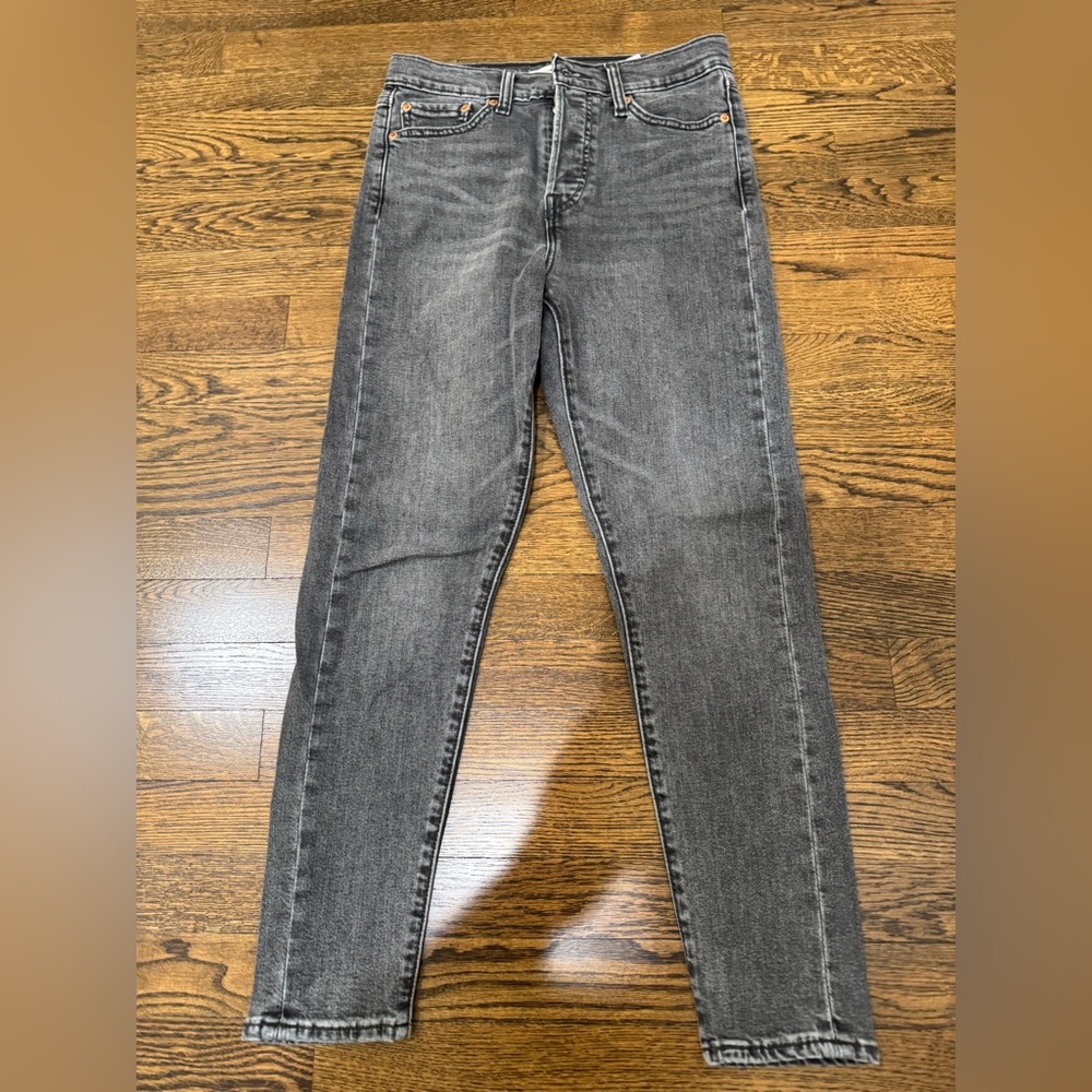 Levi's Women's Skinny Jeans - Gray Wash